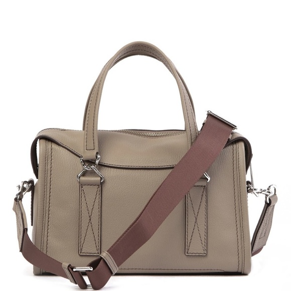 Sold ! Marc Jacobs Leather Satchel/Cross body - Picture 3 of 7